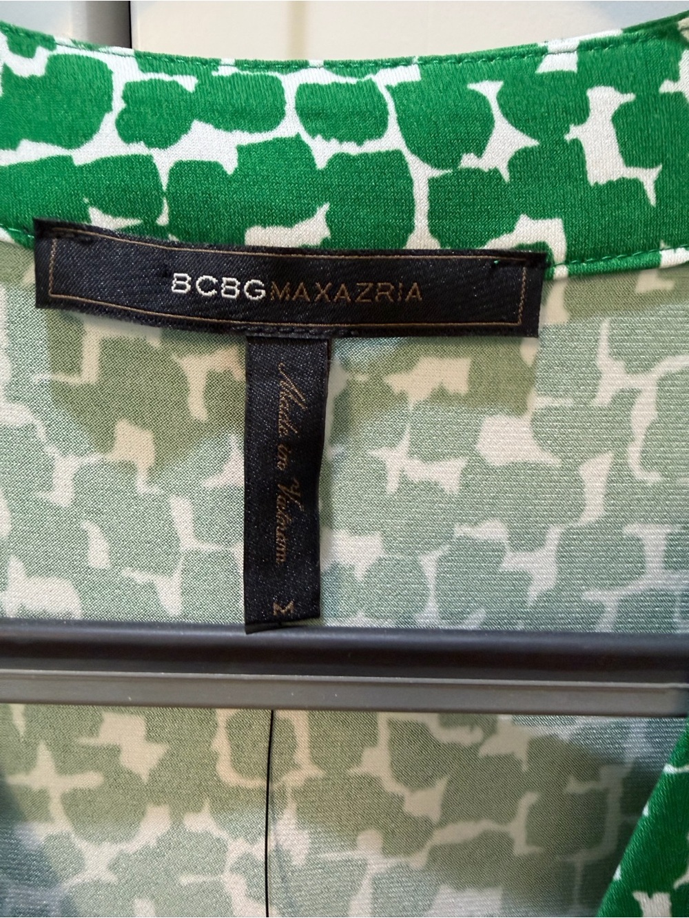 BCBGMaxAzria Green Printed Wrap Dress with Tie - Picture 2 of 3